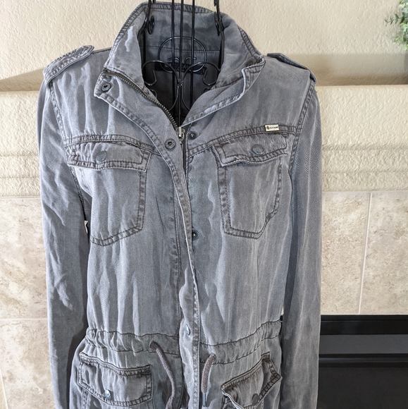 Max Jeans Jackets & Blazers - Will become your go-to lightweight jacket.  By Max Jeans.  Size: Small